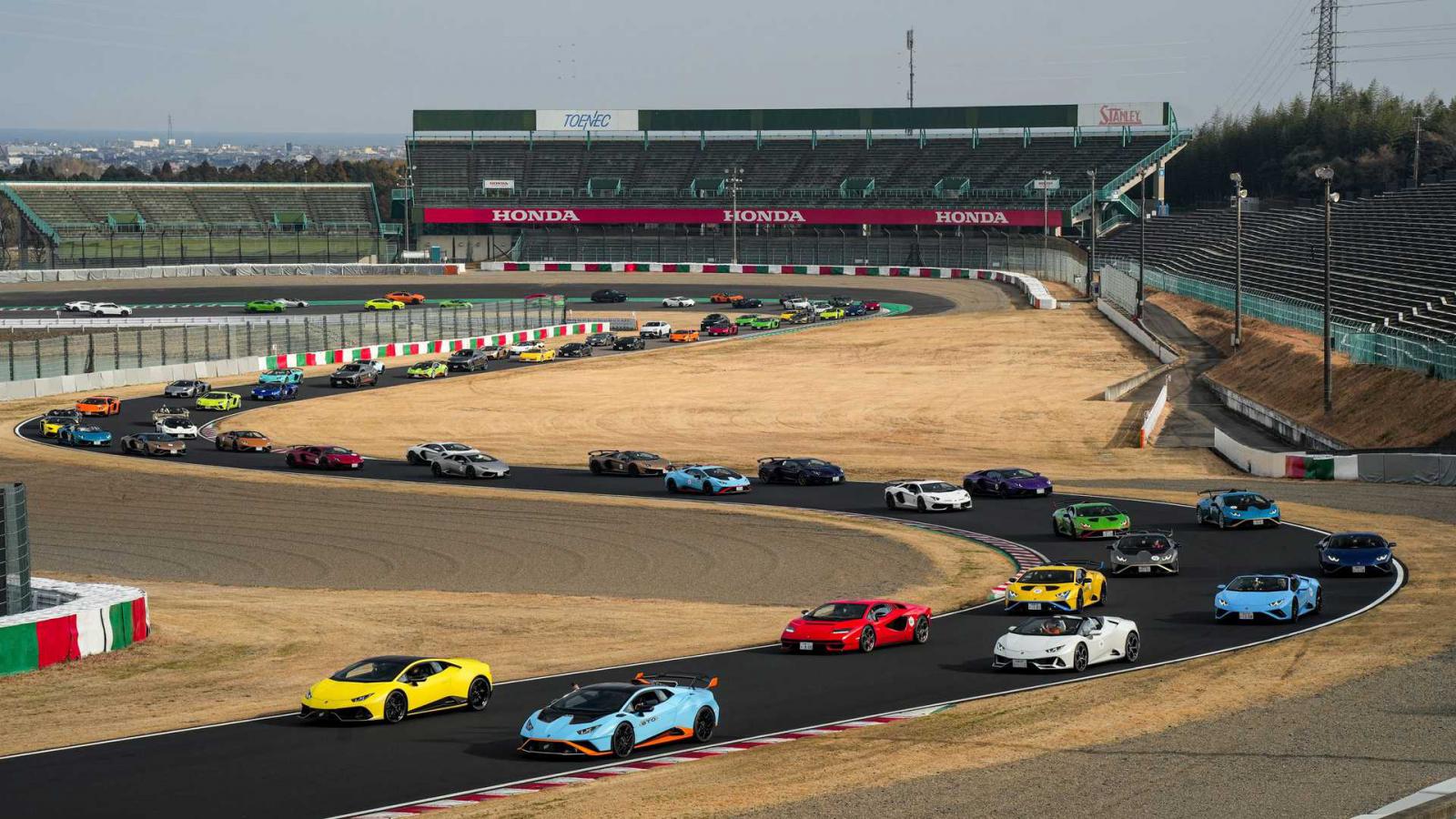 Η μεγαλύτερη μάζωξη Lamborghini στον κόσμο έγινε στη Suzuka!